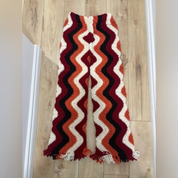 RARE‼️ THE FARRA- FREE PEOPLE - CROCHET/KNIT PANTS - Picture 3 of 11